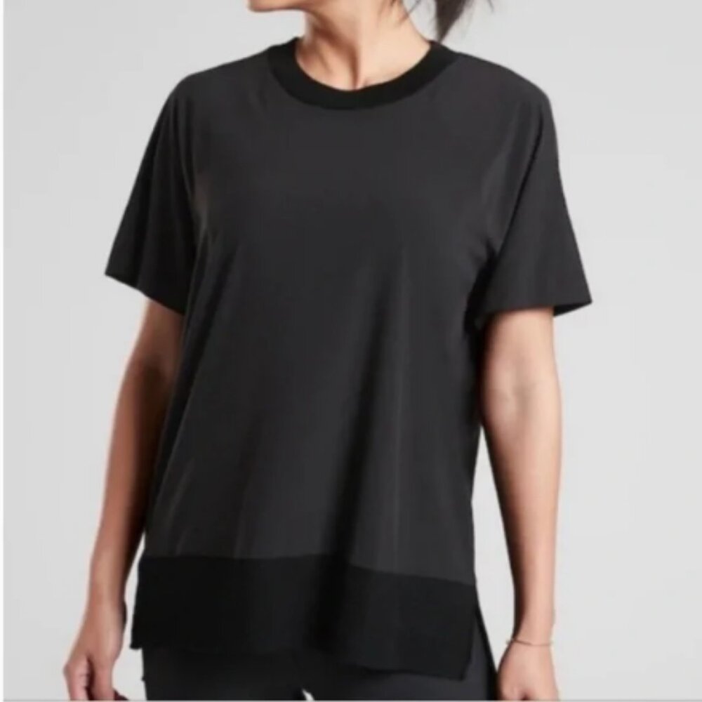 ATHLETA | Zephyr Raglan Short Sleeve High/Low Shell Style Top (1444)